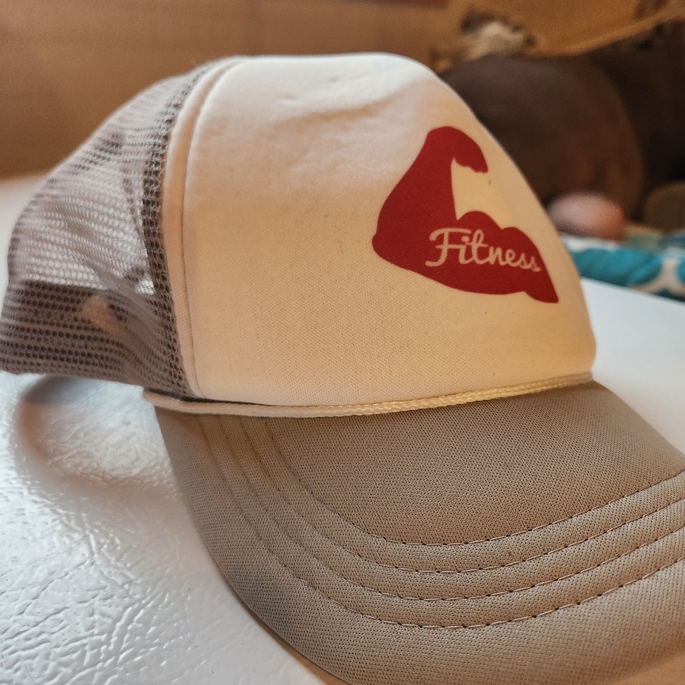 Hat - Picture 2 of 3